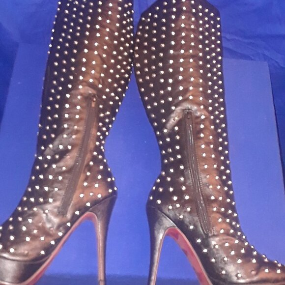 STUDDED AFFAIR  KNEE HIGH BOOTS - Picture 1 of 5